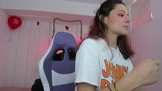 nicky angel1 online show from 02-17-26, 07:09