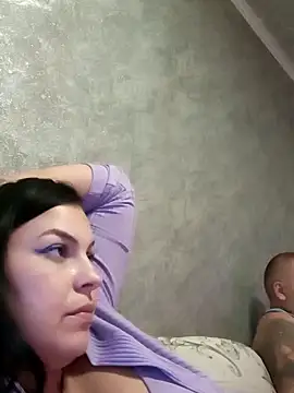 Greta Tamar online show from 10-15-25, 07:36