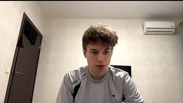 Snapshot of aronrodrigos chatting on 02-12-25, 07:13 aronrodrigos online show from 02-12-25, 07:13