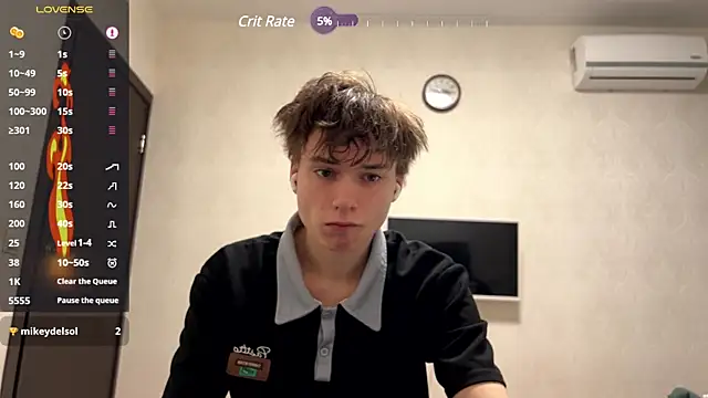 Snapshot of aronrodrigos chatting on 02-26-25, 10:42 aronrodrigos online show from 02-26-25, 10:42
