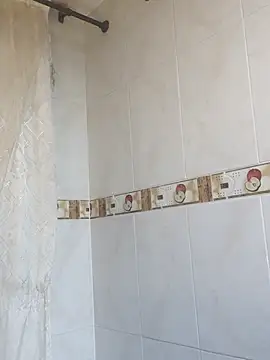 Snapshot of nikki_grey chatting on 03-17-25, 01:24 nikki grey online show from 03-17-25, 01:24