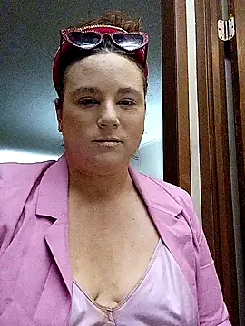 KinzAngel online show from 02-10-25, 06:56