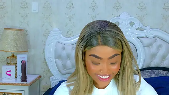 TianahGlow online show from 11-24-25, 08:41