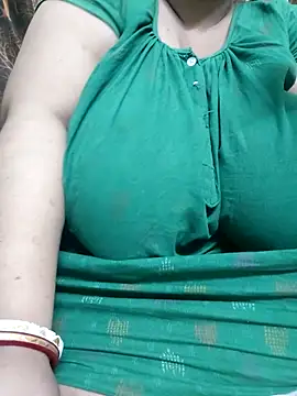 Snapshot of Lizza_boudi chatting on 10-03-25, 02:52 Lizza boudi online show from 10-03-25, 02:52