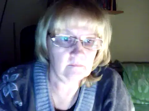 Snapshot of Violet5364 chatting on 02-20-25, 08:58 Violet5364 online show from 02-20-25, 08:58