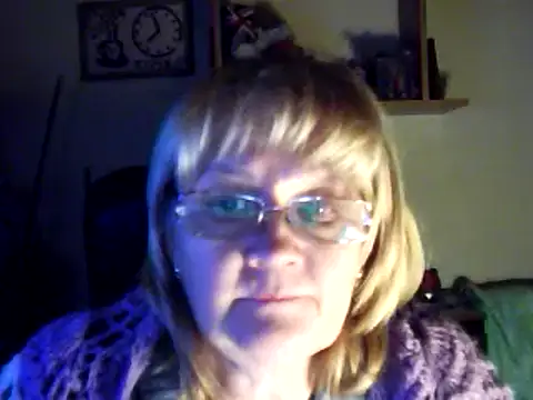 Snapshot of Violet5364 chatting on 02-21-25, 09:11 Violet5364 online show from 02-21-25, 09:11