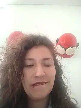 Snapshot of Cielo_carpentier69 chatting on 06-11-26, 04:38 Cielo carpentier69 online show from 06-11-26, 04:38
