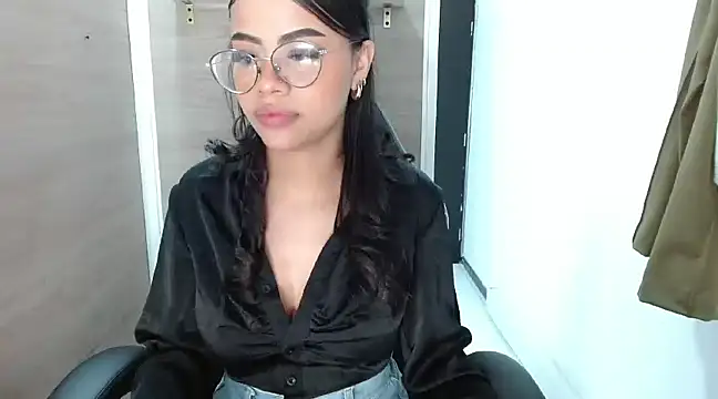 Sussan love01 online show from 02-18-25, 02:16