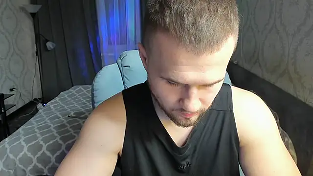 Snapshot of Vladik_b chatting on 03-03-25, 05:07 Vladik b online show from 03-03-25, 05:07