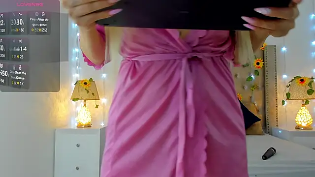 Snapshot of CandieGilson__ chatting on 03-03-25, 12:37 CandieGilson   online show from 03-03-25, 12:37