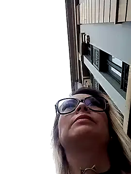 Snapshot of CandieGilson__ chatting on 09-14-25, 11:31 CandieGilson   online show from 09-14-25, 11:31