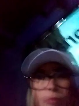 Snapshot of CandieGilson__ chatting on 09-24-25, 10:51 CandieGilson   online show from 09-24-25, 10:51