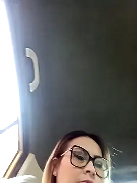 Snapshot of CandieGilson__ chatting on 10-15-25, 11:21 CandieGilson   online show from 10-15-25, 11:21