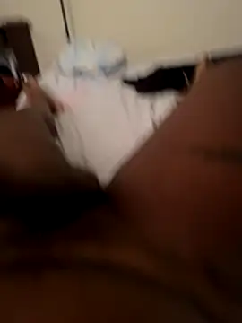 Snapshot of briyi1 chatting on 12-05-25, 04:58 briyi1 online show from 12-05-25, 04:58