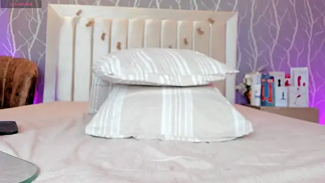 Snapshot of sabrina_hanks69 chatting on 02-14-25, 03:47 sabrina hanks69 online show from 02-14-25, 03:47