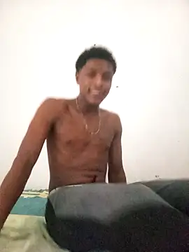 Snapshot of Bichorro chatting on 10-12-25, 06:40 Bichorro online show from 10-12-25, 06:40