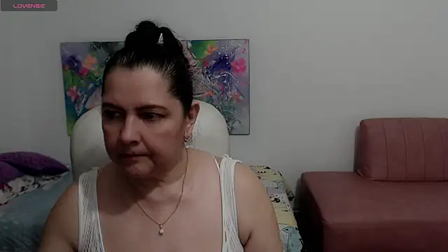 leonela 69 online show from 03-22-25, 03:41