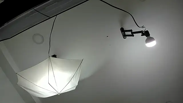 EmiliaRose  online show from 10-04-25, 08:51