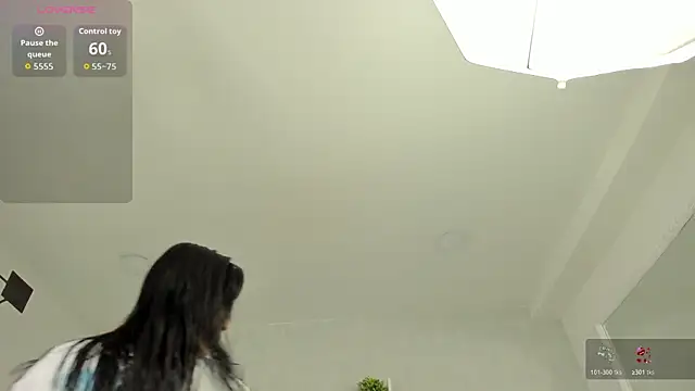 EmiliaRose  online show from 10-28-25, 08:55