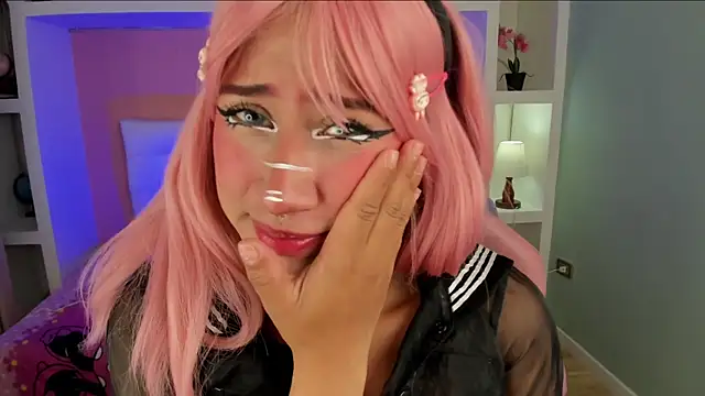 miss   megan online show from 12-19-25, 02:07