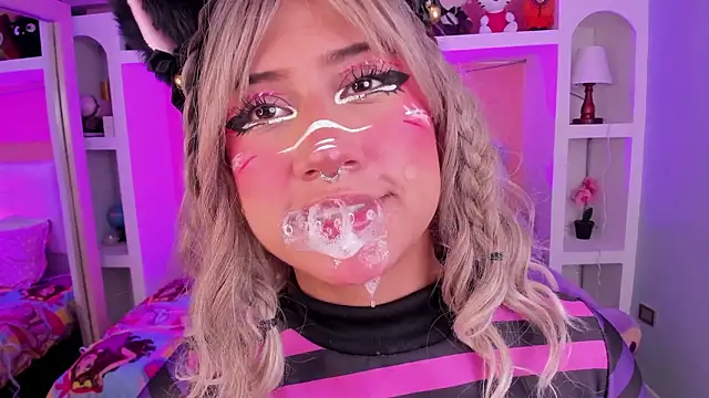 miss   megan online show from 03-24-26, 02:16