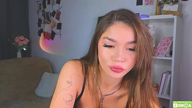 Caroline  Brown online show from 10-03-25, 04:31