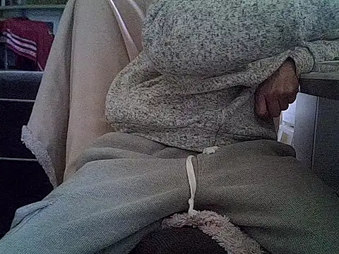 createur34 online show from 12-04-25, 01:20