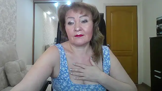 Victoria secrets  online show from 02-13-25, 07:03