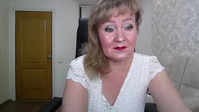 Victoria secrets  online show from 09-12-25, 11:43