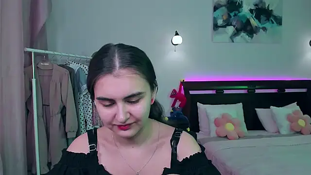 GabriellaMays online show from 03-01-25, 08:34