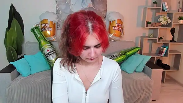 GabriellaMays online show from 09-21-25, 05:20