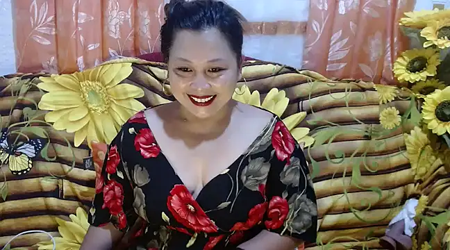 UrSweetClassyPinay online show from 12-23-24, 10:42