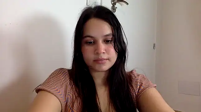 Snapshot of jasmine_smit chatting on 03-12-25, 05:38 jasmine smit online show from 03-12-25, 05:38