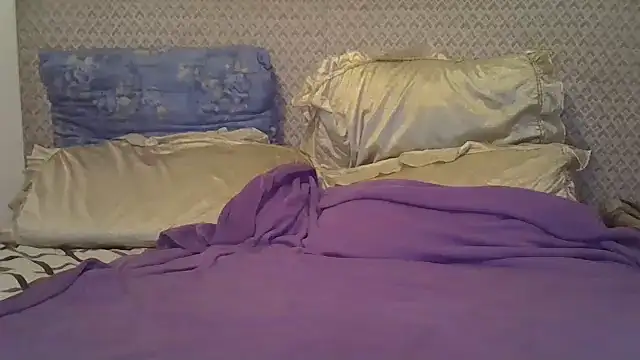 ChloeBab online show from 12-18-25, 01:50