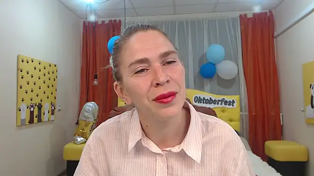 TessaDaybreak online show from 09-27-25, 06:29