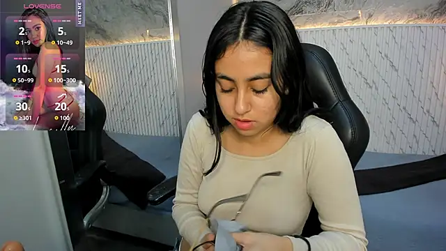 Snapshot of lucelly_15 chatting on 12-03-25, 11:52 lucelly 15 online show from 12-03-25, 11:52