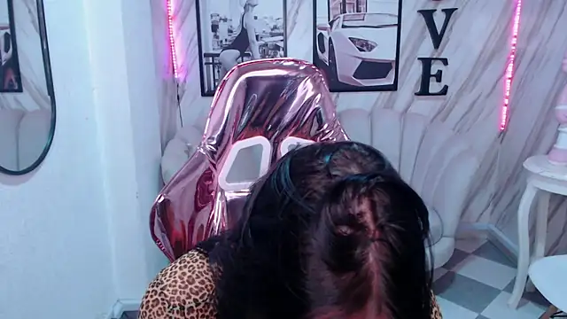 Anni acker b online show from 09-08-25, 08:08