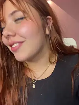 Snapshot of _ivyginger chatting on 03-10-25, 06:49 ivyginger online show from 03-10-25, 06:49