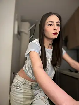 Snapshot of candycami19 chatting on 02-19-25, 05:05 candycami19 online show from 02-19-25, 05:05