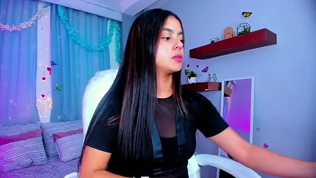 Bella walker  online show from 11-24-25, 09:36