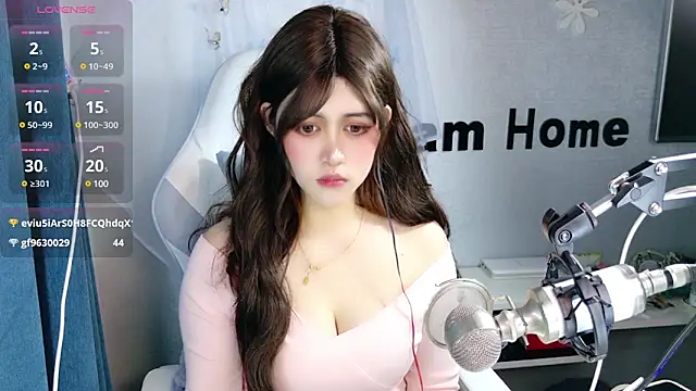 Snapshot of hanhan-baby chatting on 02-22-25, 09:34 hanhan-baby online show from 02-22-25, 09:34