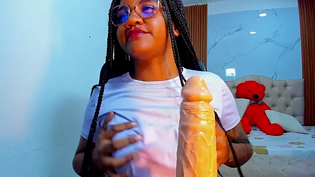 Snapshot of ZahraRose chatting on 01-07-26, 08:00 ZahraRose online show from 01-07-26, 08:00