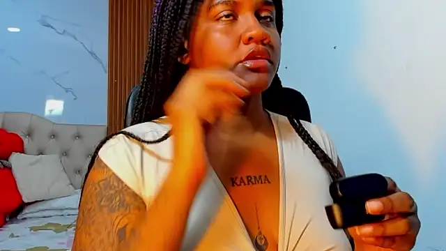 Snapshot of ZahraRose chatting on 01-10-26, 09:52 ZahraRose online show from 01-10-26, 09:52