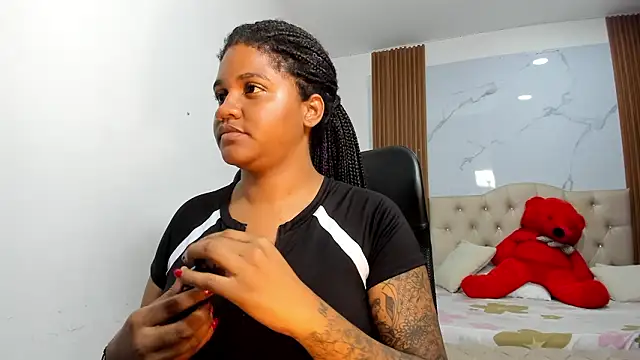 Snapshot of ZahraRose chatting on 01-31-26, 09:24 ZahraRose online show from 01-31-26, 09:24