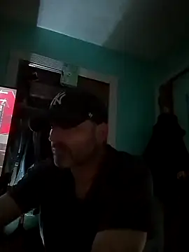 Novabear6996 online show from 03-05-25, 07:49