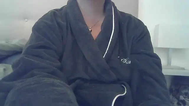 Snapshot of sizha6 chatting on 10-03-25, 08:44 sizha6 online show from 10-03-25, 08:44