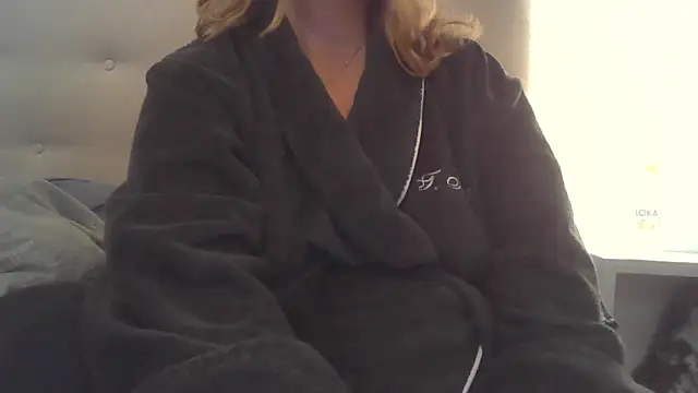 Snapshot of sizha6 chatting on 10-13-25, 07:30 sizha6 online show from 10-13-25, 07:30