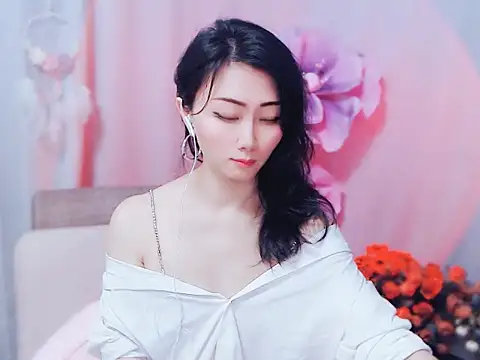 adelamiller online show from 12-23-25, 01:47