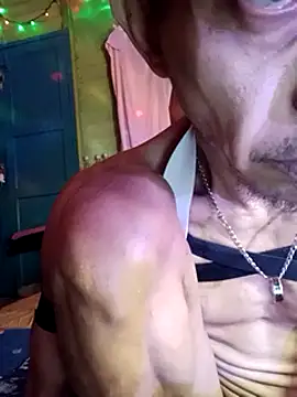 Tolayerfly69 online show from 03-15-25, 07:16