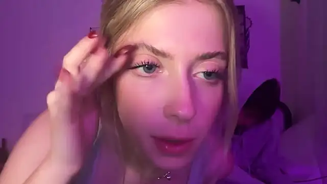 sinfulblonde1 online show from 03-20-25, 07:58